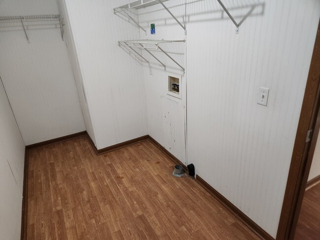 Photo - 130 Meadows Ln