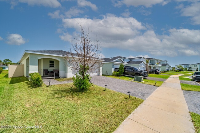 1328 Colebrook Cir SW
