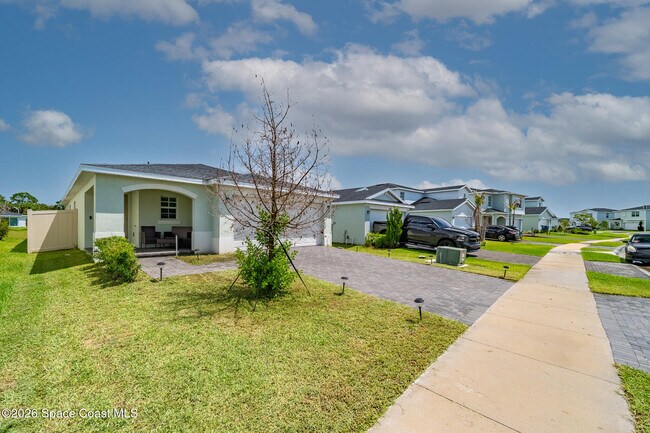 Photo - 1328 Colebrook Cir SW