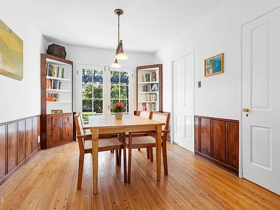 Photo - 1579 N Harding Ave