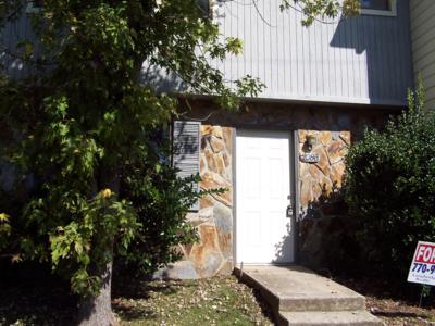 Building Photo - 1947 Padgett Dr