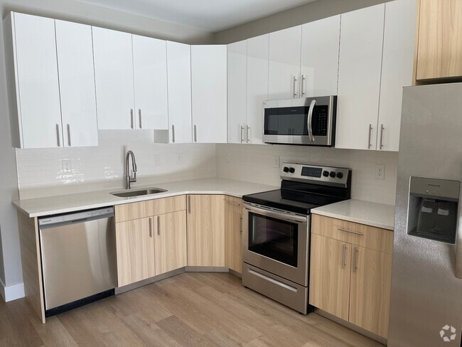 Building Photo - 1624 W Stiles St Unit A Rental