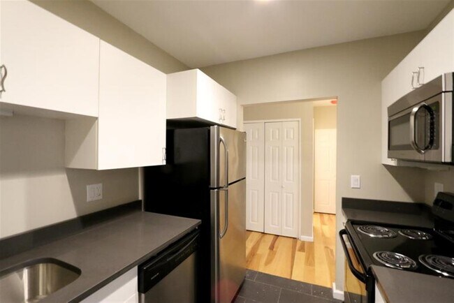 Photo - 25 Bow St Unit 1