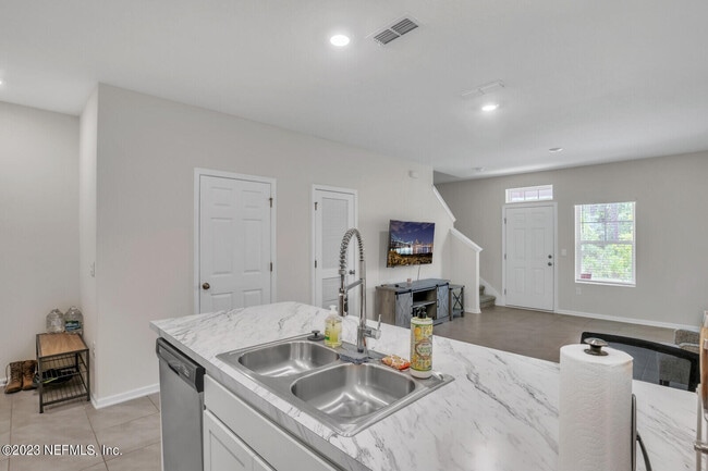 Photo - 86848 Mainline Rd