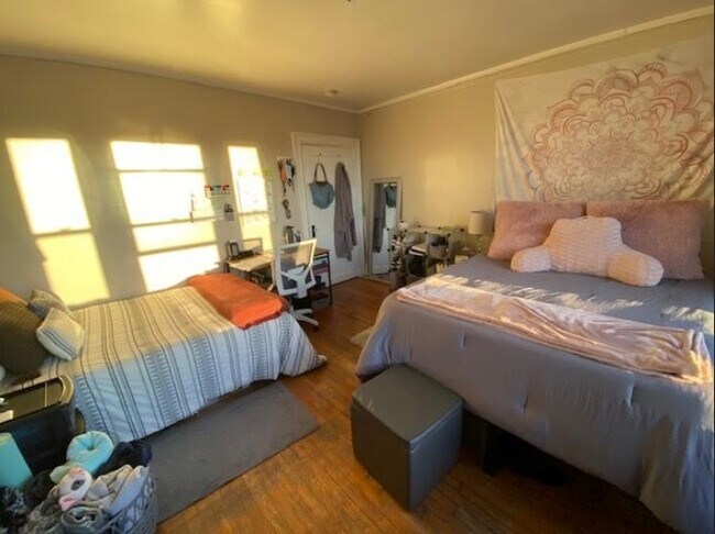 bedroom 2 - 462 Park Dr