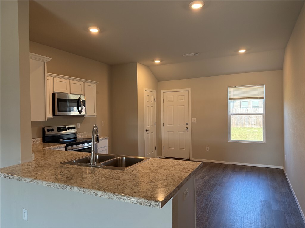 Photo - 6701 SW Chalkstone Rd