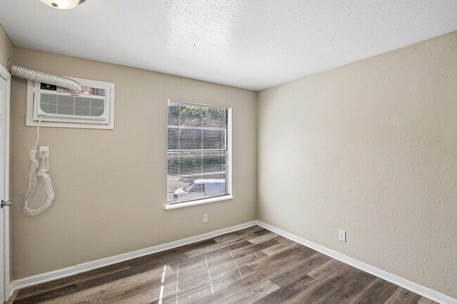 31-web-or-mls-644 Sundown Dr-S0907-003.jpg