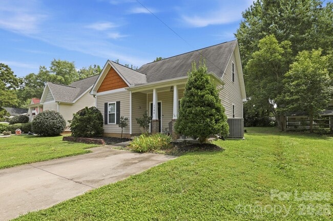 Photo - 1706 Dallas Ave