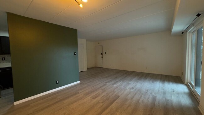 Photo - 6270 Edsall Rd Unit 301
