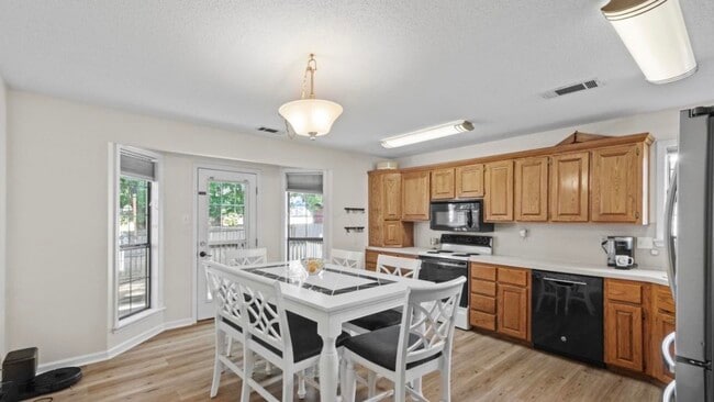 Photo - 1017 S Hills Dr