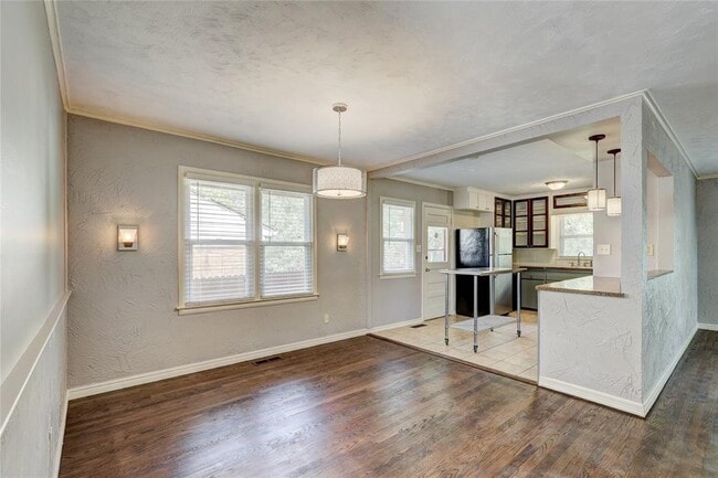 Photo - 1101 Bedford Dr