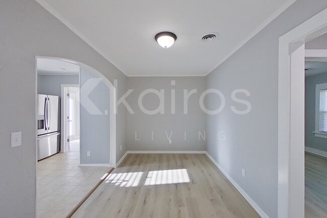 Photo - 411 Sunset Terrace