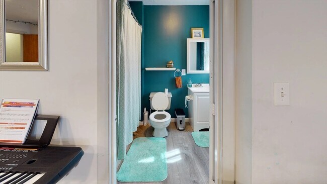 Photo - 27 Kelley Ct Unidad B