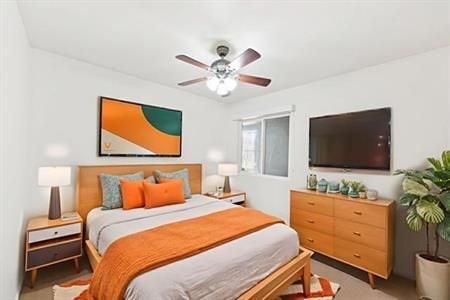 Photo - 43660 Elkhorn