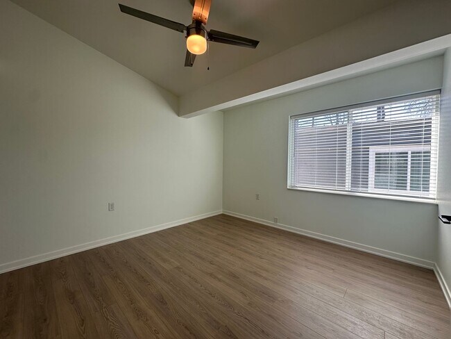 Photo - 3048 Anderberg Dr Unit 3048 - 7