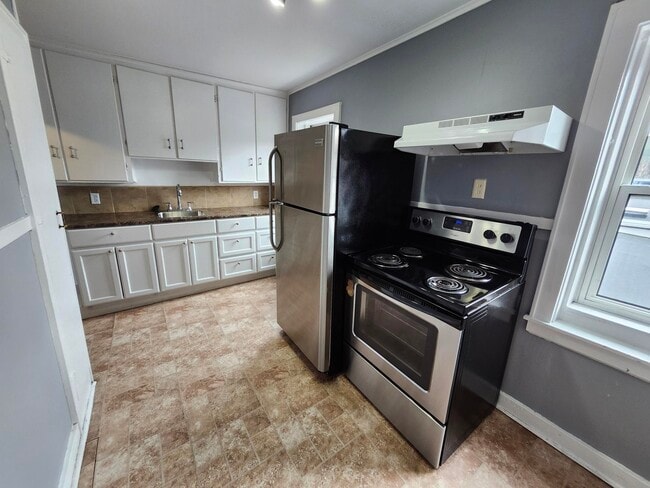 Building Photo - 80 Princess St Unit 10