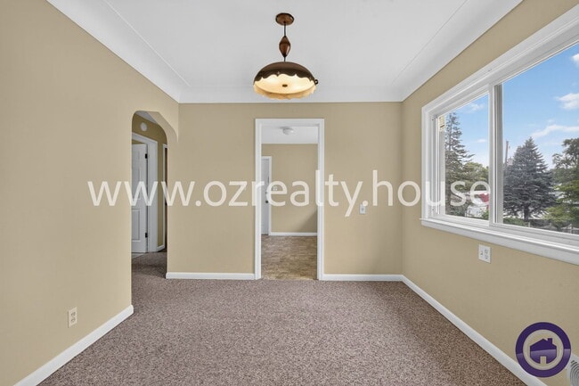 Photo - 1630 Eleanor Ave