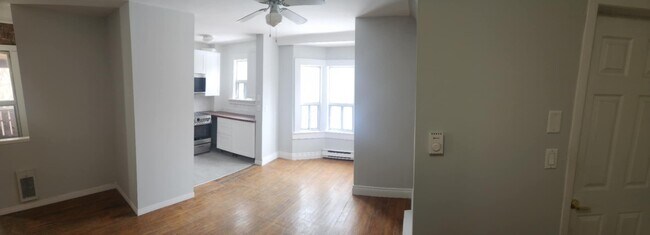 Building Photo - Beautiful 2 Bedroom in Leslievilel Unit 1