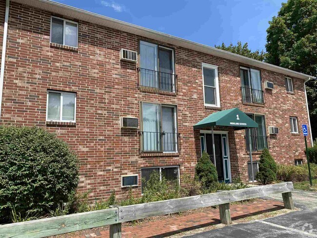 Building Photo - 93 West St Unit 22 Rental