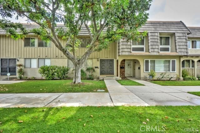 Photo - 4555 Larwin Ave