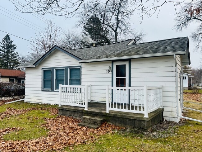 Photo - 194 River Trail Dr