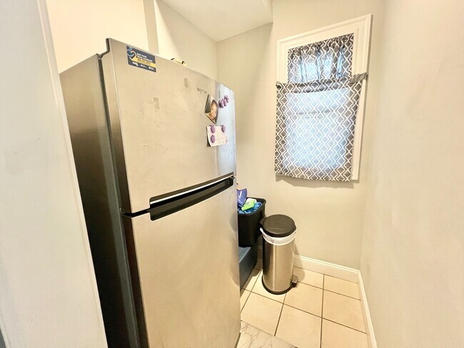 Photo - 13 Hendry St Unit 3