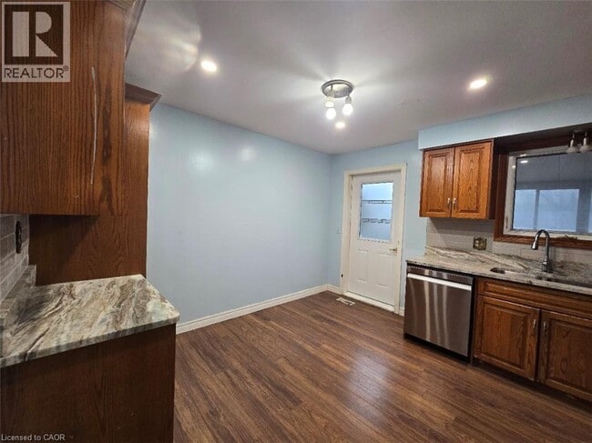 Photo - 4433 Meadowvale Dr