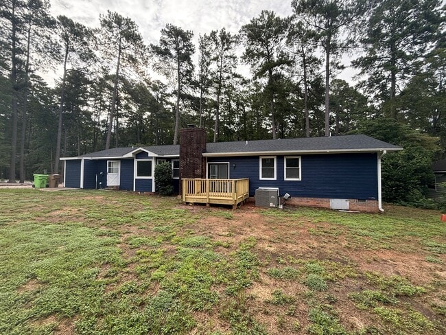 Building Photo - 1208 Lorimer Rd Rental