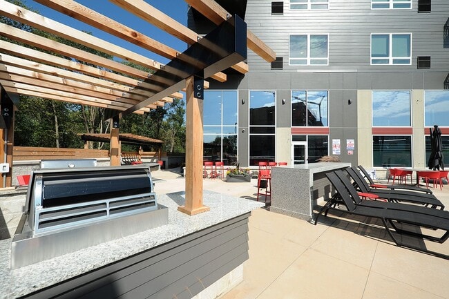 Red44 | Luxury Apartments