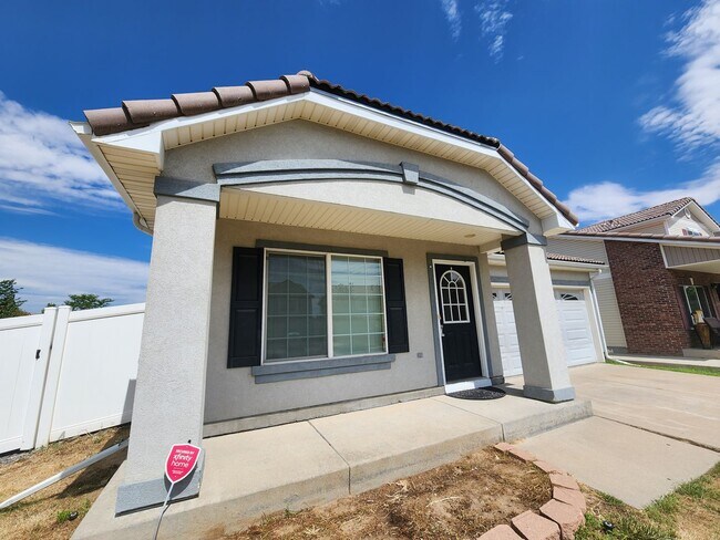 Photo - Great 3 Bed Ranch Style Home In Green Vall...