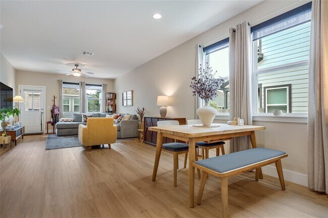 Photo - 5403 Dimesky Ln