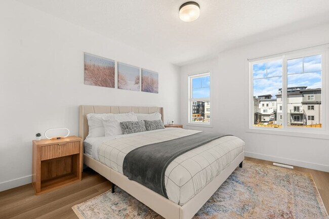 Photo - 2231-2281 81 St S W Unit SI ID1531306P