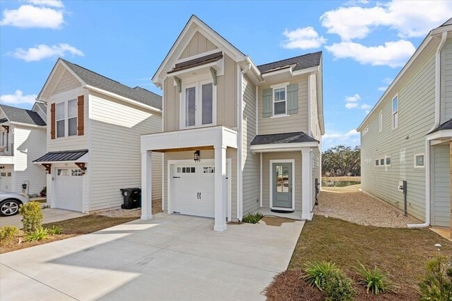 Photo - 459 Grand Oaks Rd