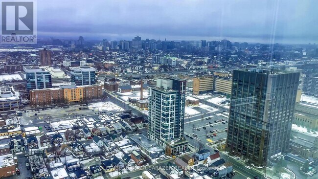 Photo - 805 Carling Ave Unité 3501