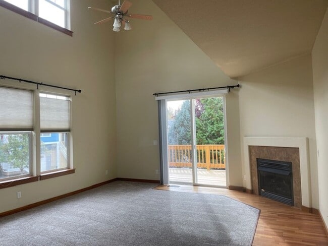 Photo - Lovely Corner Lot with Open Floor Plan, High Ceilings, Gourmet Kitchen.