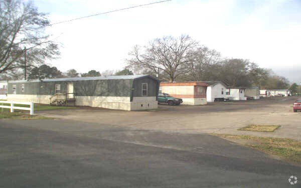 Photo - Meadows Mobile Home Park