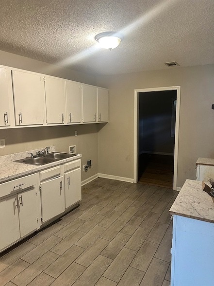 Photo - 3671 Skylark Dr