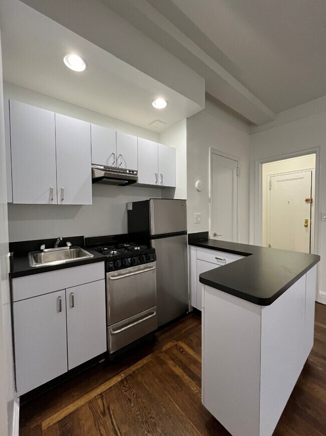 Photo - 140 E 46th St Unidad 5F