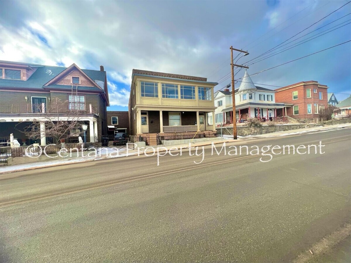 Photo - 205-207 N Excelsior Ave Unidad 205 N Excelsior Ave