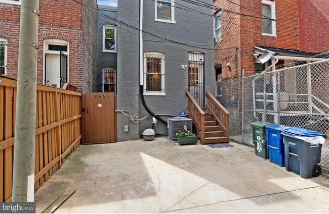 Photo - 2651 15th St NW
