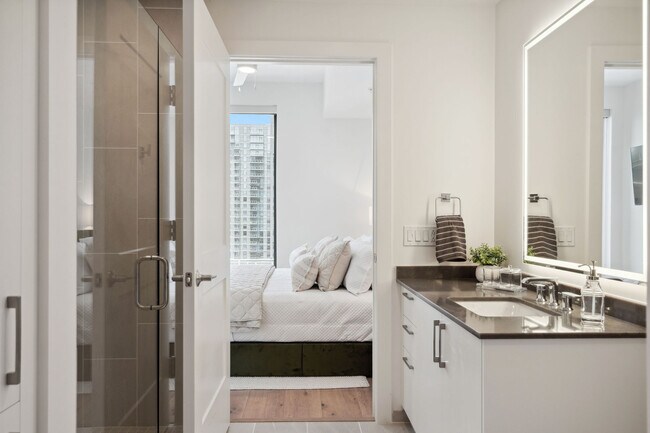 Photo - 1212 Demonbreun St Unidad 1211