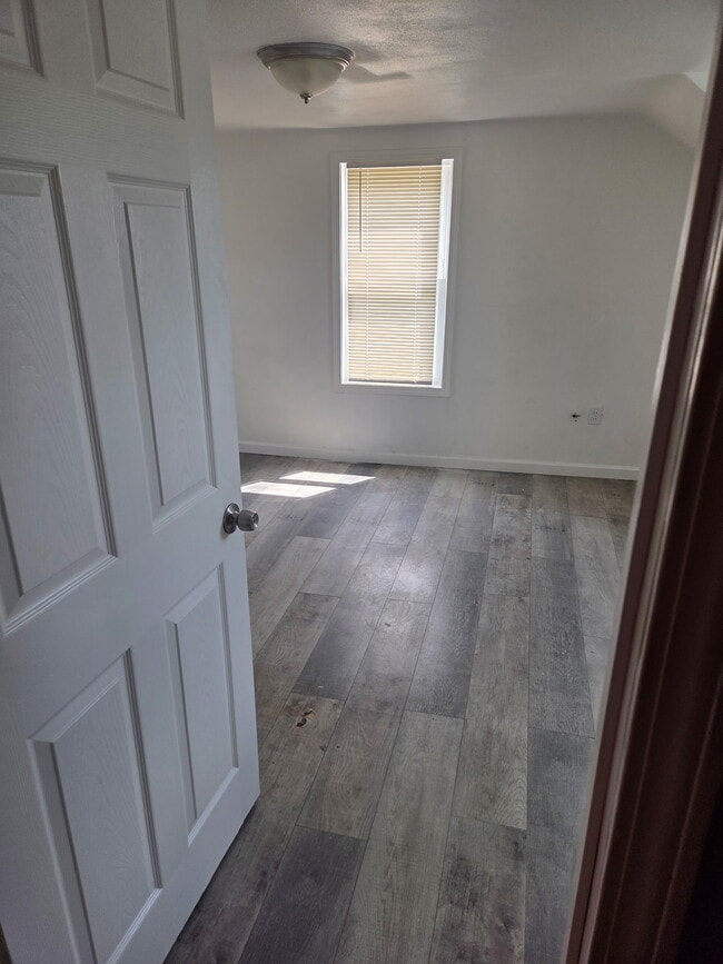 Photo - 1801 Jerome Ln