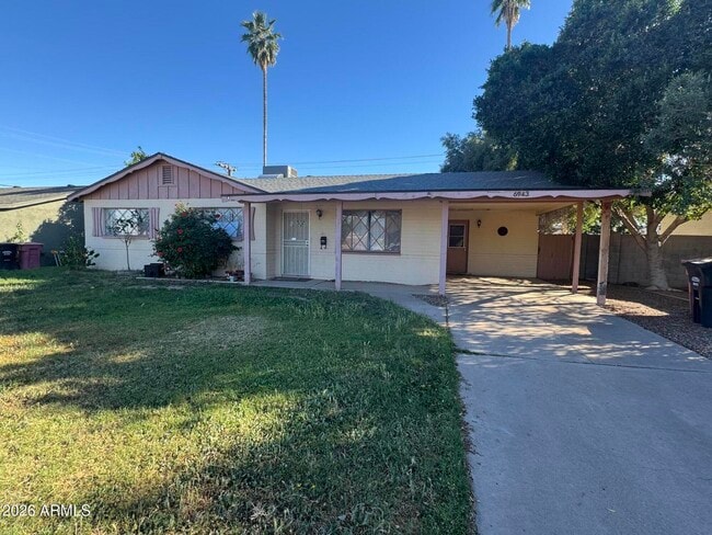 Building Photo - 6943 E Latham St