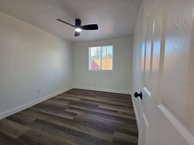 Photo - 2040 Earl St Apartment