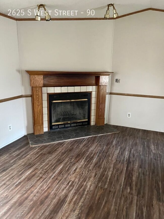 Photo - 2625 S West St