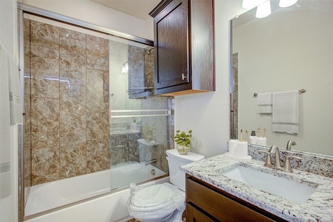 Photo - 4323 Dickason Ave