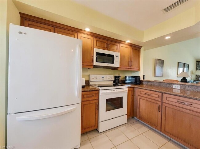 1950 W Crown Pointe Blvd