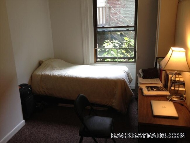 Photo - 405 Beacon St Unit C