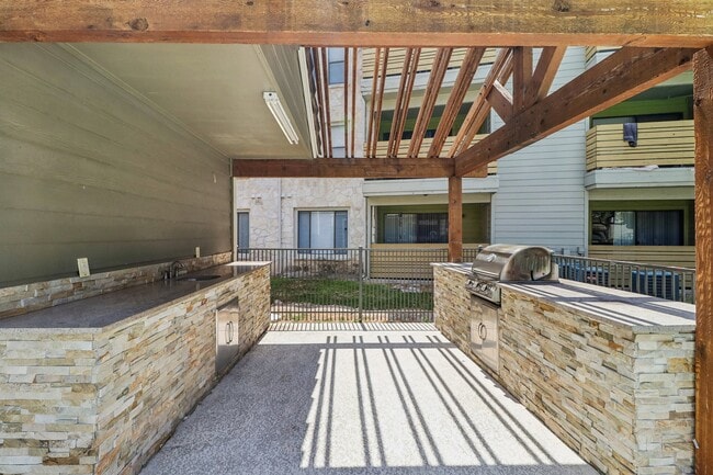 Photo - Turtle Creek Vista Apartments