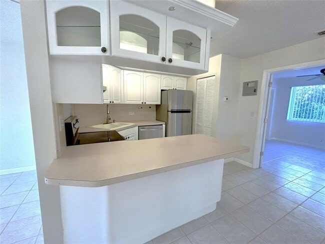Photo - 2175 NE 56th St Unit 109